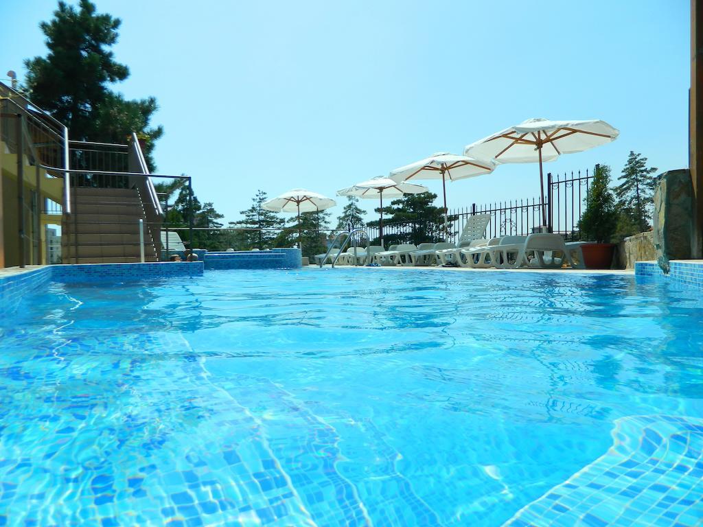 Family Hotel Privileg 阳光海滩 外观 照片
